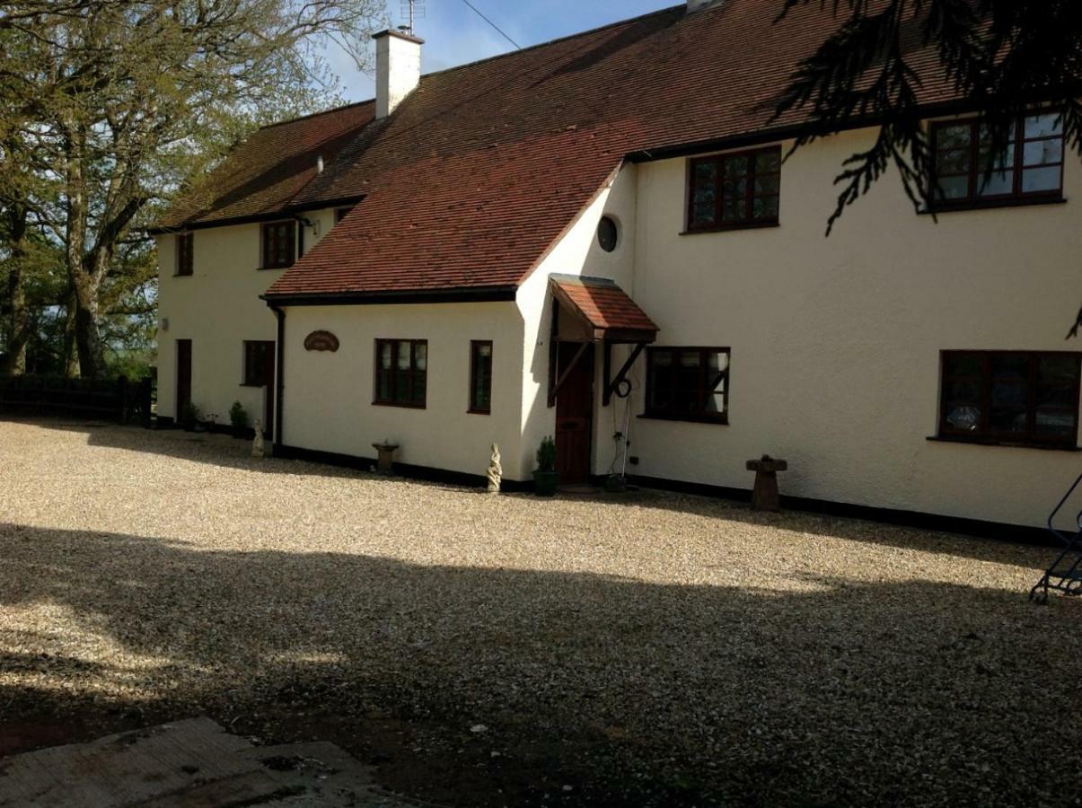 East Hillerton House Guest House เครดิตัน ภายนอก รูปภาพ
